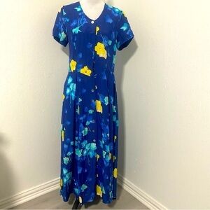 John Bentley Button Down Women’s Maxi Floral Dress (has small hole) missing belt